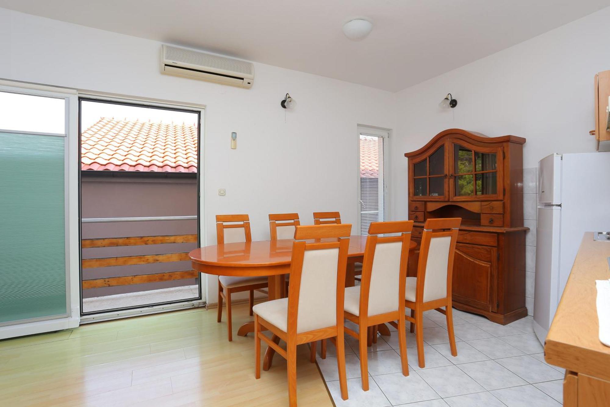 Apartments With A Parking Space Brela, Makarska - 789 Exterior photo